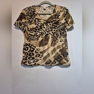 V-Neck Short Sleeve Animal Print Tee in Beige